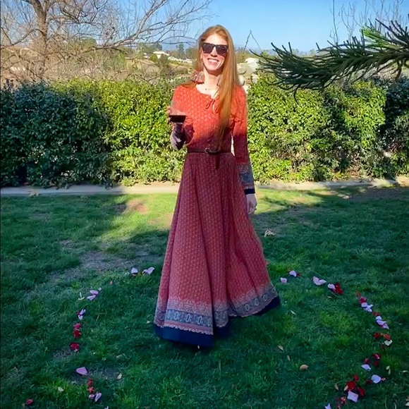 Meet your Posher, Katie - Picture 2 of 3